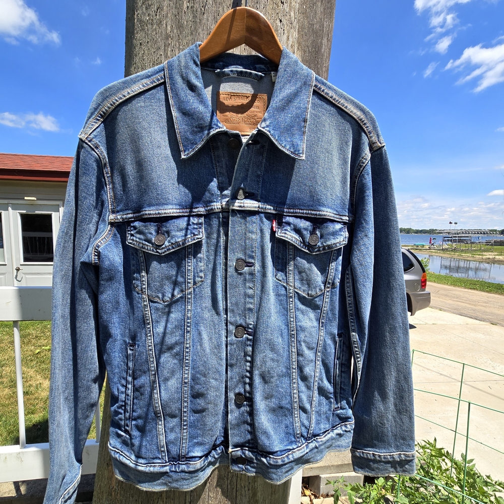 Levi's Premium Denim Trucker Jacket